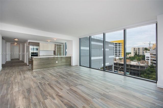 460 NE 28 Street 501, Miami, FL 33132