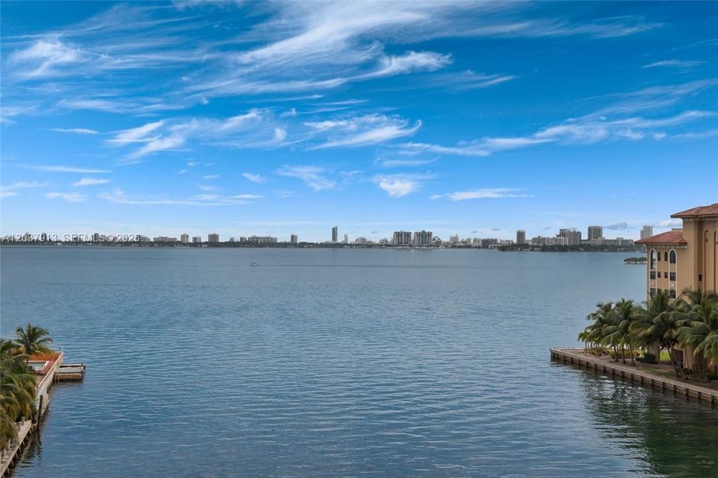 460 NE 28 Street 501, Miami, FL 33132
