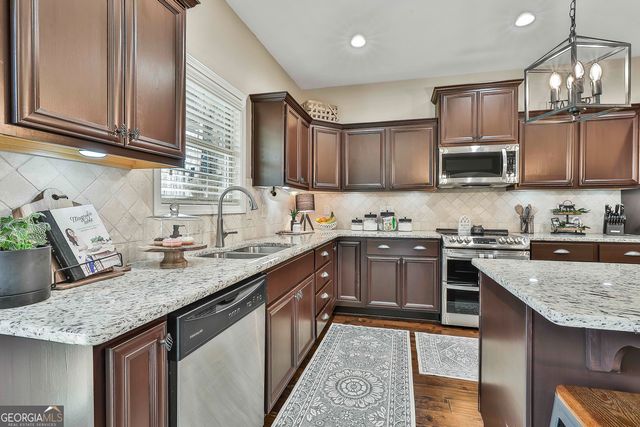 225 Briandwood Drive, Newnan, GA 30265