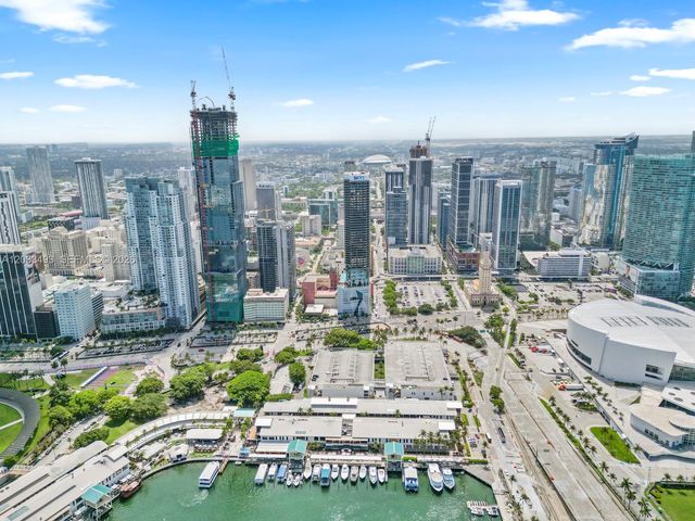 398 NE 5th St 3318, Miami, FL 33132