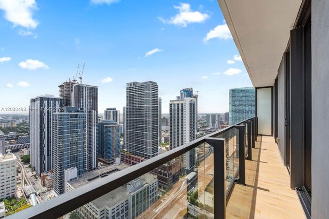 398 NE 5th St 3318, Miami, FL 33132