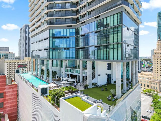 398 NE 5th St 3318, Miami, FL 33132