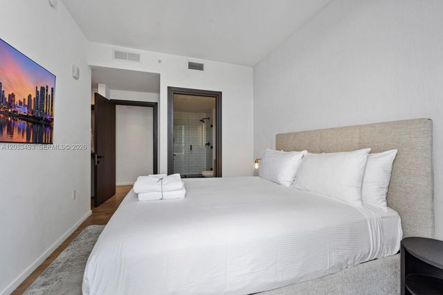 398 NE 5th St 3318, Miami, FL 33132