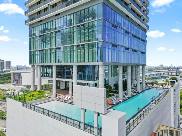398 NE 5th St 3318, Miami, FL 33132