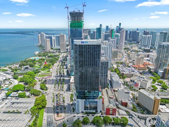 398 NE 5th St 3318, Miami, FL 33132