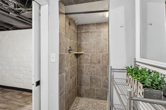 740 34th Street, Des Moines, IA 50312