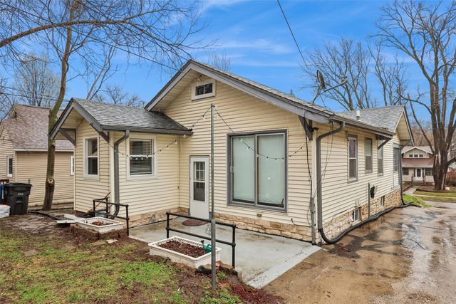 740 34th Street, Des Moines, IA 50312