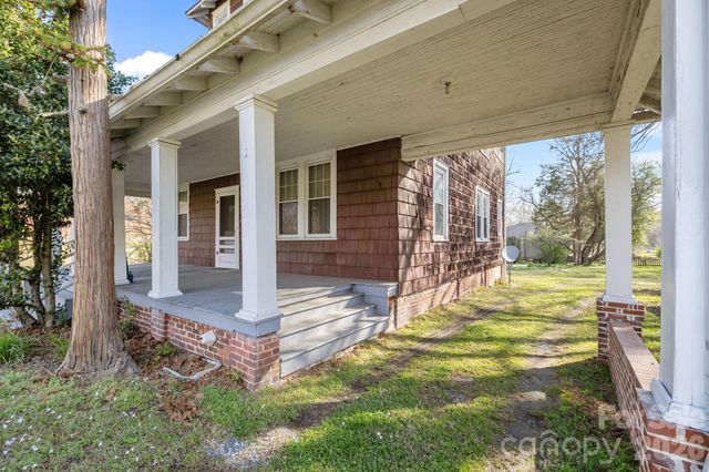 208 S Myrtle School Road, Gastonia, NC 28052