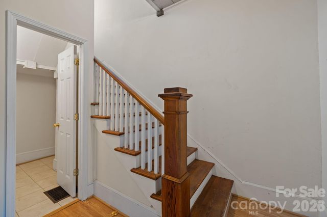 208 S Myrtle School Road, Gastonia, NC 28052