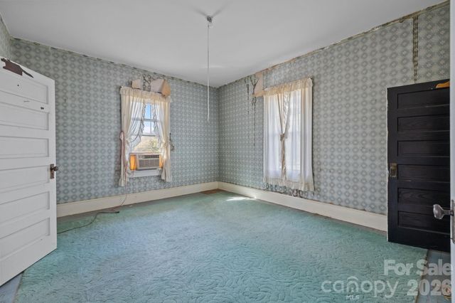 208 S Myrtle School Road, Gastonia, NC 28052