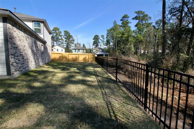 8511 Blueberry Ash Street, Magnolia, TX 77354