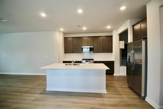 8511 Blueberry Ash Street, Magnolia, TX 77354