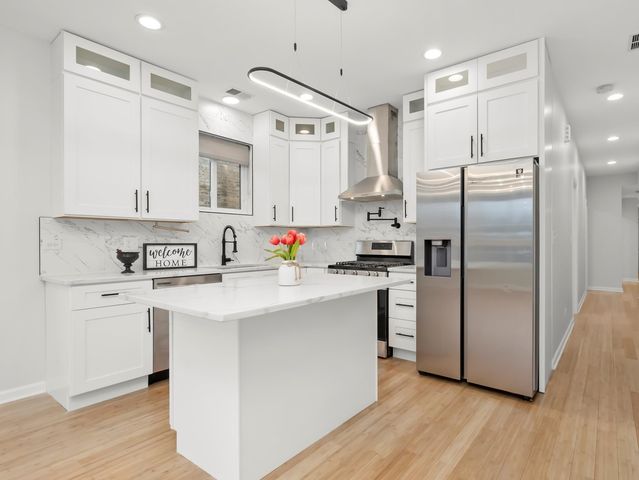 1336 N Hamlin Avenue, Chicago, IL 60651