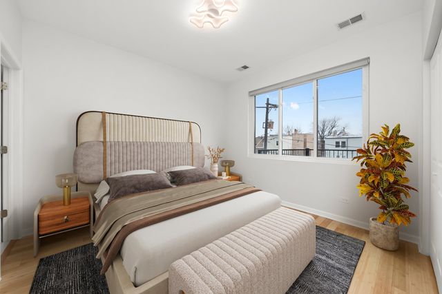 1336 N Hamlin Avenue, Chicago, IL 60651