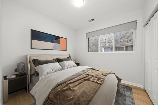 1336 N Hamlin Avenue, Chicago, IL 60651