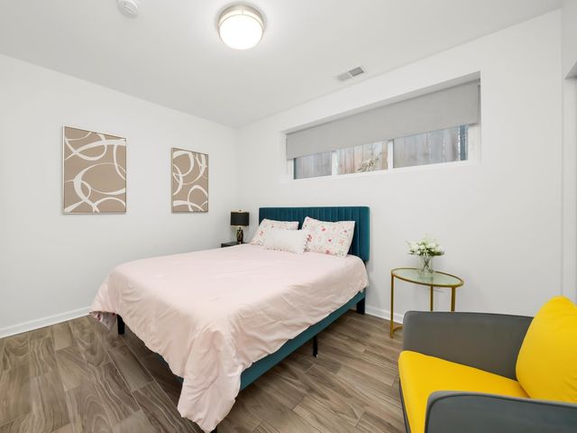 1336 N Hamlin Avenue, Chicago, IL 60651