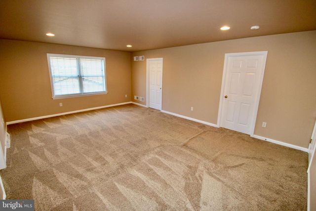 414 CHOWNING PL, Lancaster, PA 17601