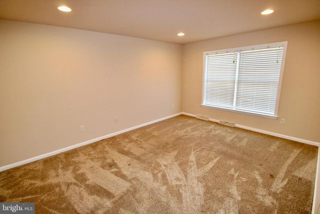 414 CHOWNING PL, Lancaster, PA 17601