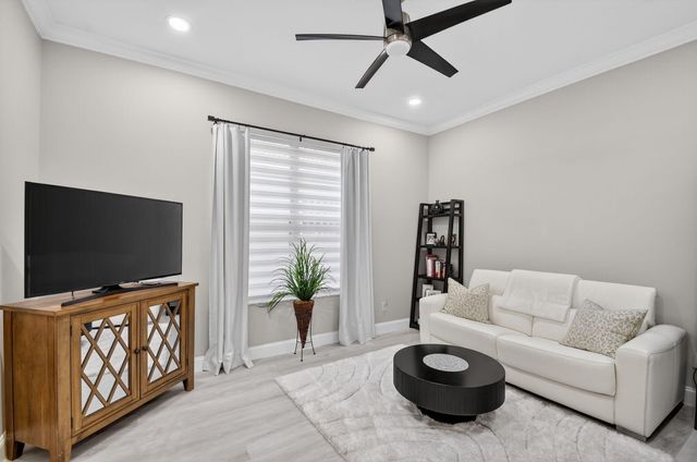 7821 Kingsley Palm Terrace, Lake Worth, FL 33467