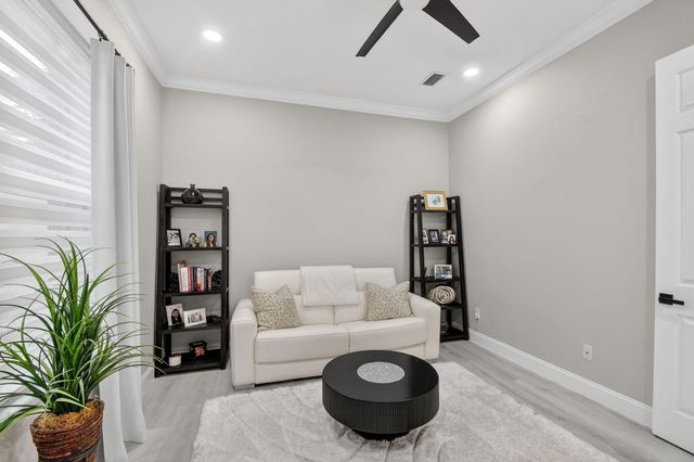 7821 Kingsley Palm Terrace, Lake Worth, FL 33467