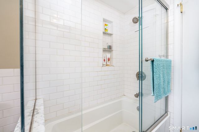 31 Ox Yoke Drive, Wethersfield, CT 06109