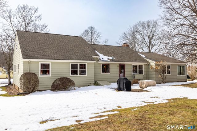 31 Ox Yoke Drive, Wethersfield, CT 06109