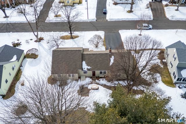 31 Ox Yoke Drive, Wethersfield, CT 06109