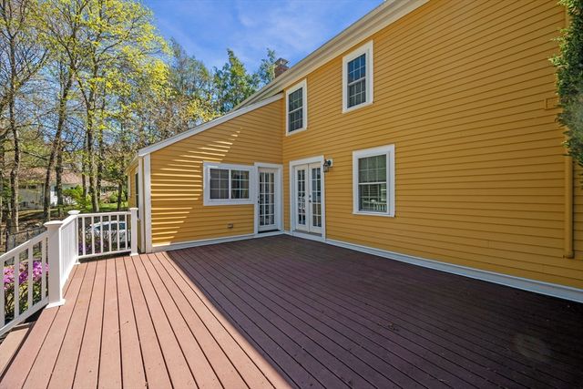1 Chestnut St, North Reading, MA 01864