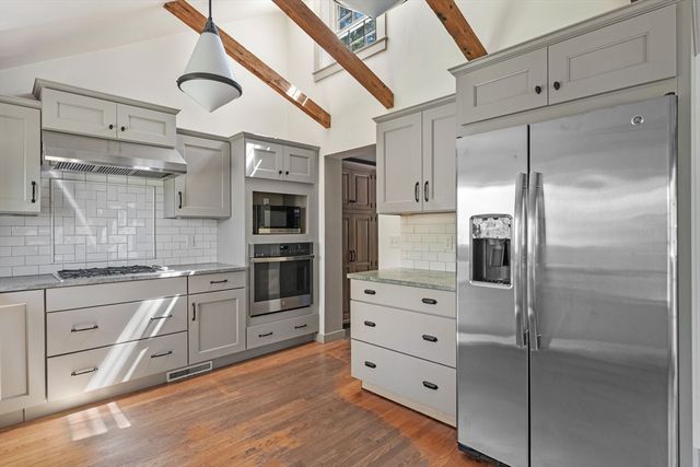 1 Chestnut St, North Reading, MA 01864