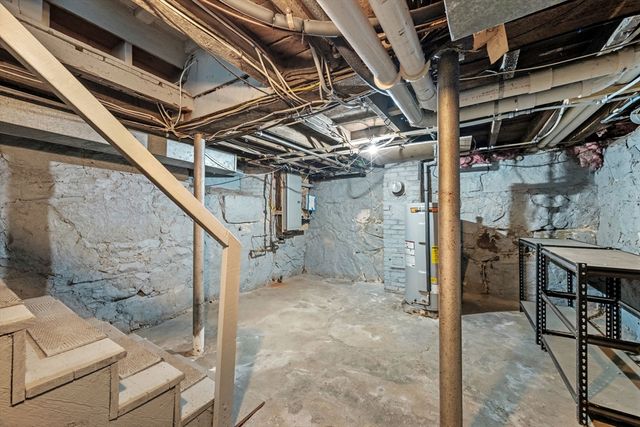 1 Chestnut St, North Reading, MA 01864