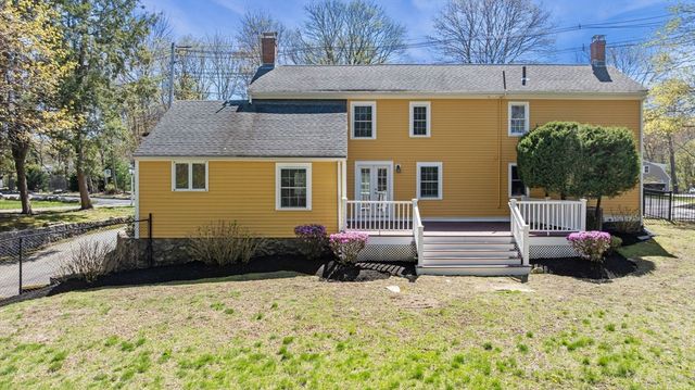 1 Chestnut St, North Reading, MA 01864
