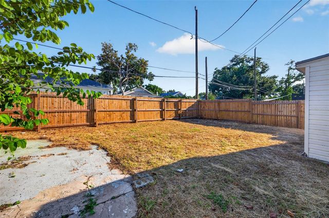 1042 8TH AVENUE S, St Petersburg, FL 33705