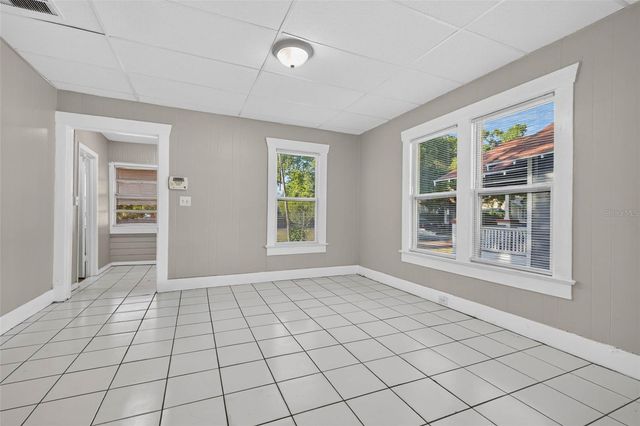 1042 8TH AVENUE S, St Petersburg, FL 33705