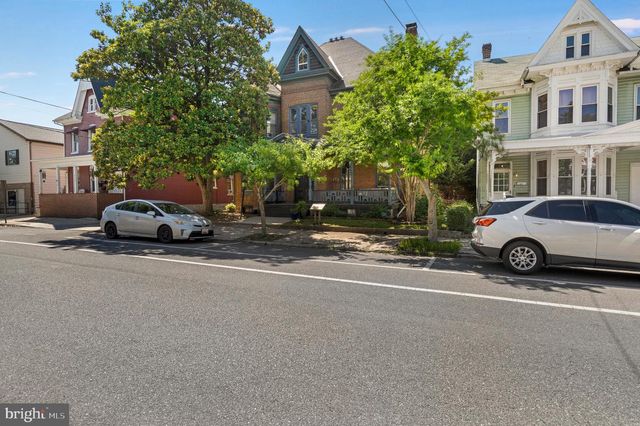 525 N LOCUST ST, Hagerstown, MD 21740