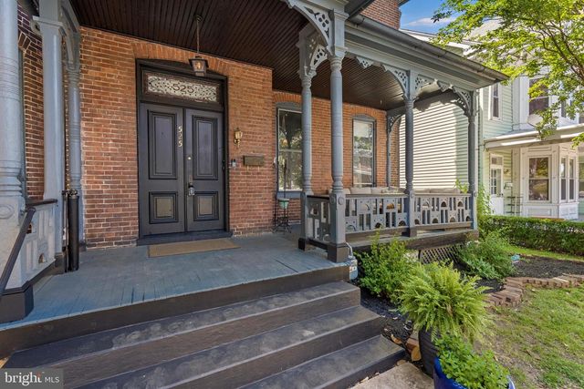 525 N LOCUST ST, Hagerstown, MD 21740