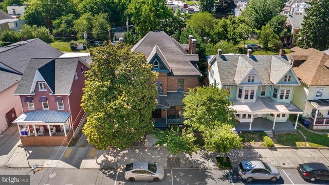 525 N LOCUST ST, Hagerstown, MD 21740