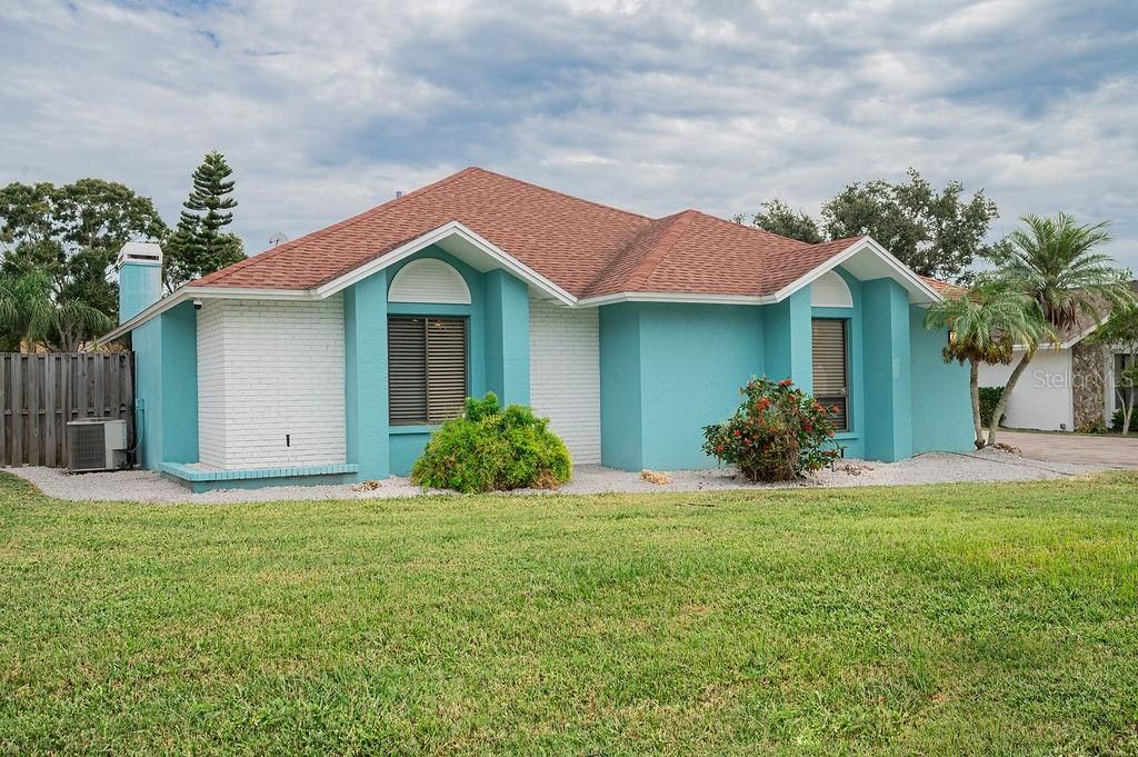 8004 NW 11TH AVENUE, BRADENTON, FL 34209 — photo 4
