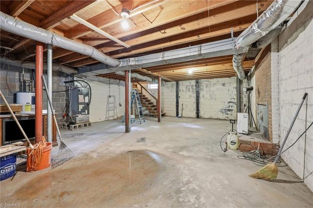 221 Dan Valley Road, Mayodan, NC 27027