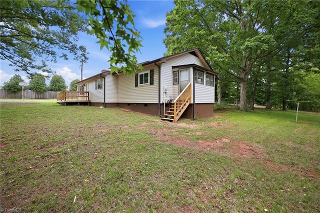 221 Dan Valley Road, Mayodan, NC 27027