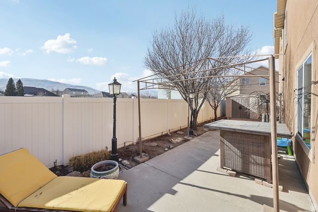 5103 W LONDON BAY DR, Riverton, UT 84096