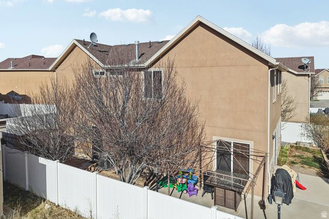 5103 W LONDON BAY DR, Riverton, UT 84096
