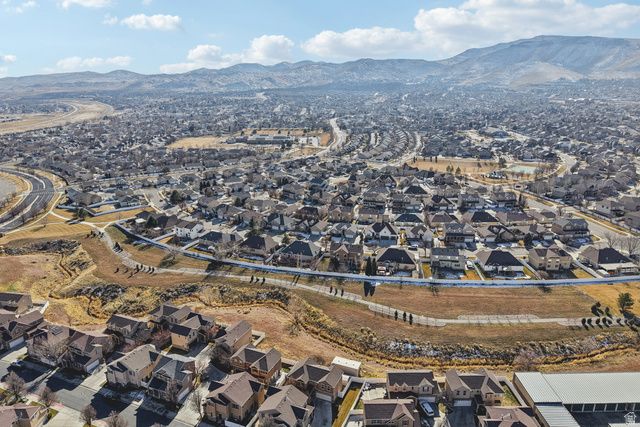 5103 W LONDON BAY DR, Riverton, UT 84096