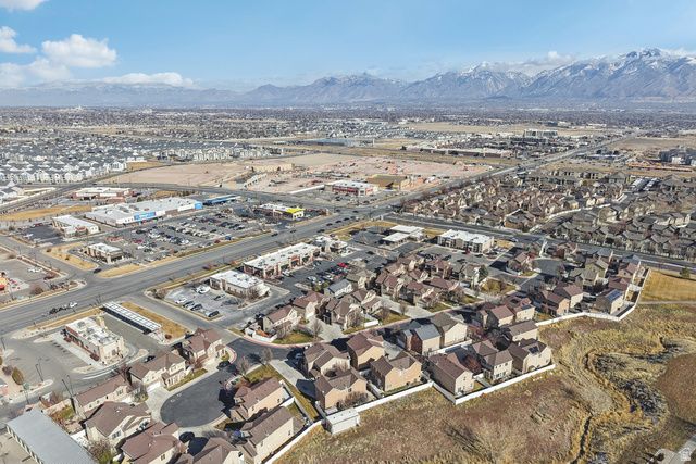5103 W LONDON BAY DR, Riverton, UT 84096