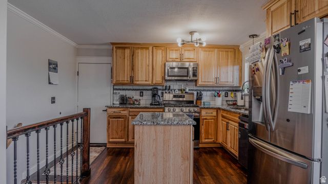 5867 S JONQUIL DR, Taylorsville, UT 84129