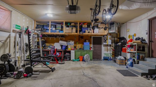 5867 S JONQUIL DR, Taylorsville, UT 84129