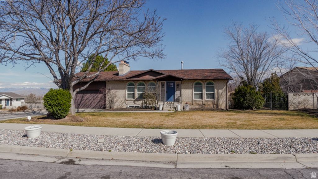 5867 S JONQUIL DR, Taylorsville, UT 84129