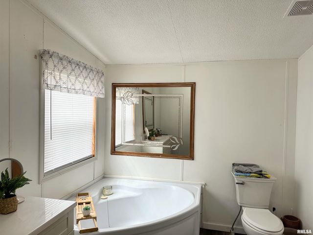 65 Payne Drive, Goreville, IL 62939