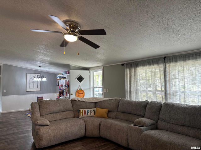 65 Payne Drive, Goreville, IL 62939