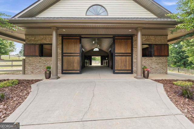 1090 White Oak Way, Buckhead, GA 30625