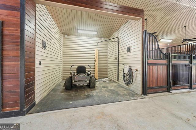 1090 White Oak Way, Buckhead, GA 30625